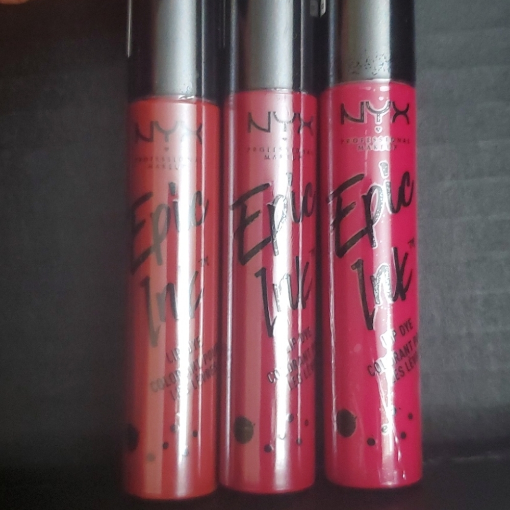 SOLD NYX Epic Ink Collection Lipstick - Picture 1 of 5